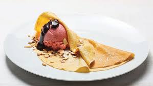 Crepes com gelado